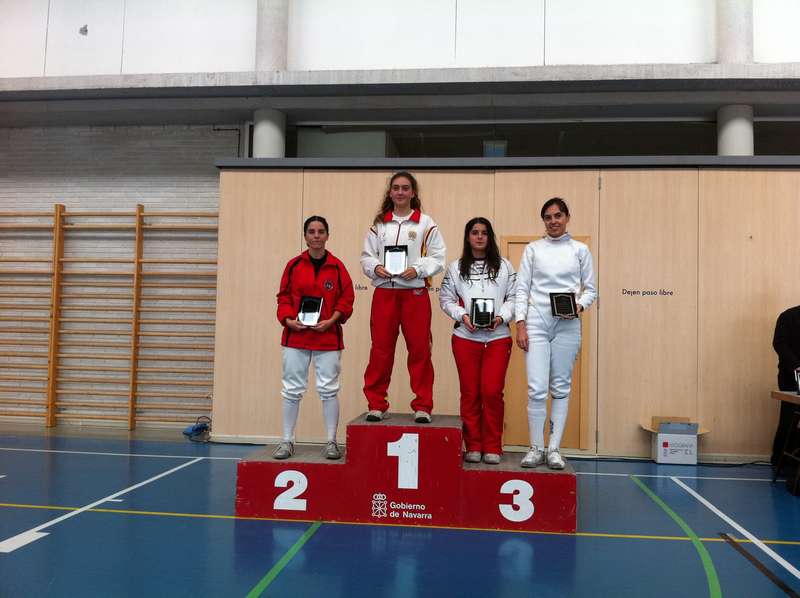 Laida Muguerza acaba segunda en un IV Torneo de Esgrima Reino de Navarra dominado por tiradores burgaleses.